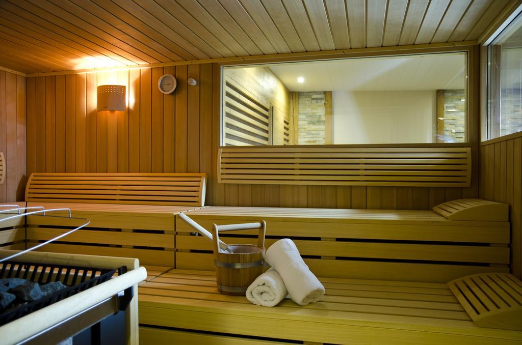 Hotel Maria Theresia Ischgl Kültér fotó