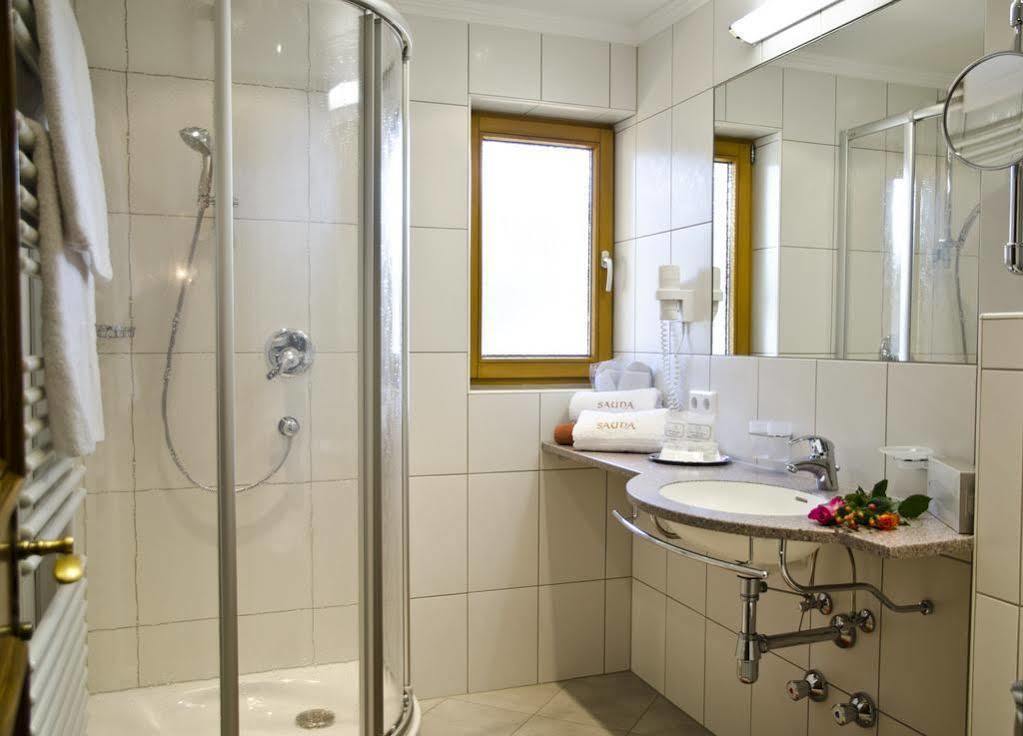 Hotel Maria Theresia Ischgl Kültér fotó