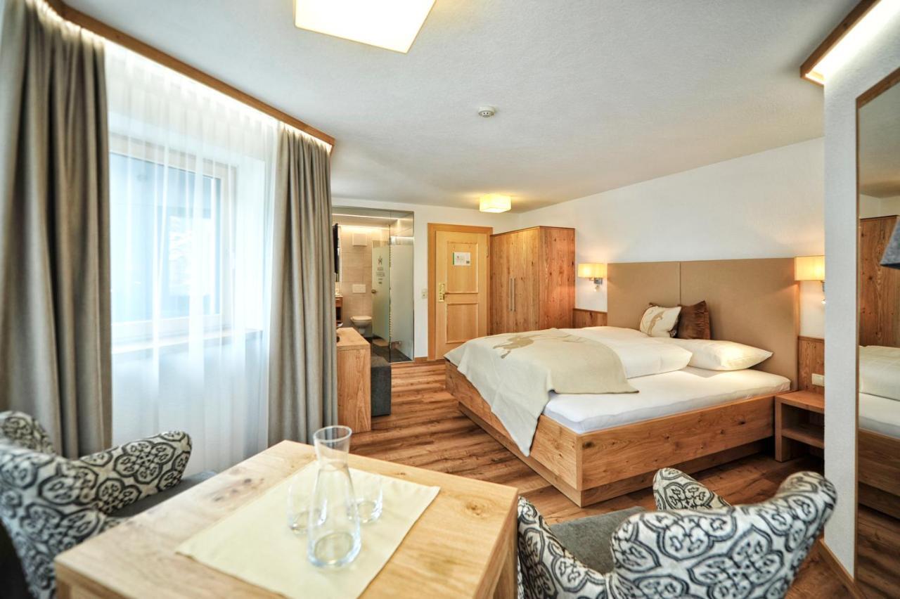 Hotel Maria Theresia Ischgl Kültér fotó