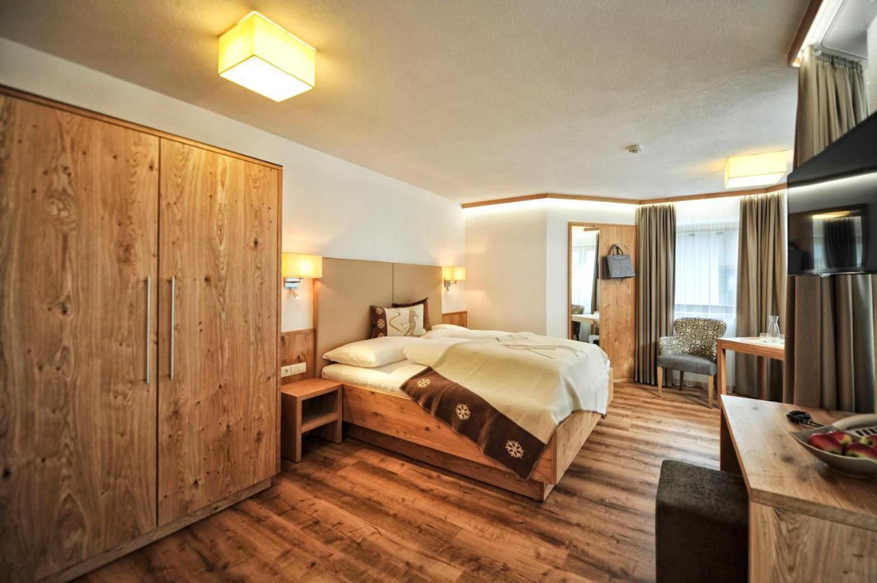 Hotel Maria Theresia Ischgl Kültér fotó