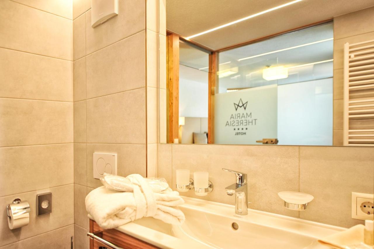 Hotel Maria Theresia Ischgl Kültér fotó
